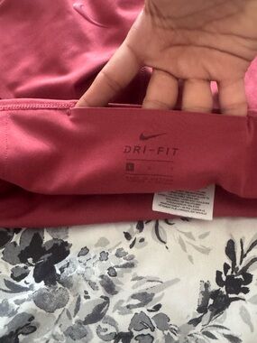 Nike Dri-FIT Berry Pink Athletic leggings